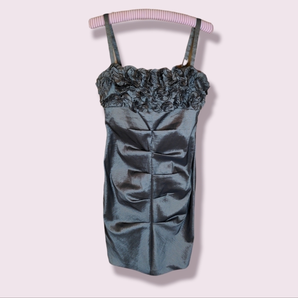 R&M RICHARDS Ruched Silver Rose Ruffle Midi Cocktail Dress - Picture 4 of 13